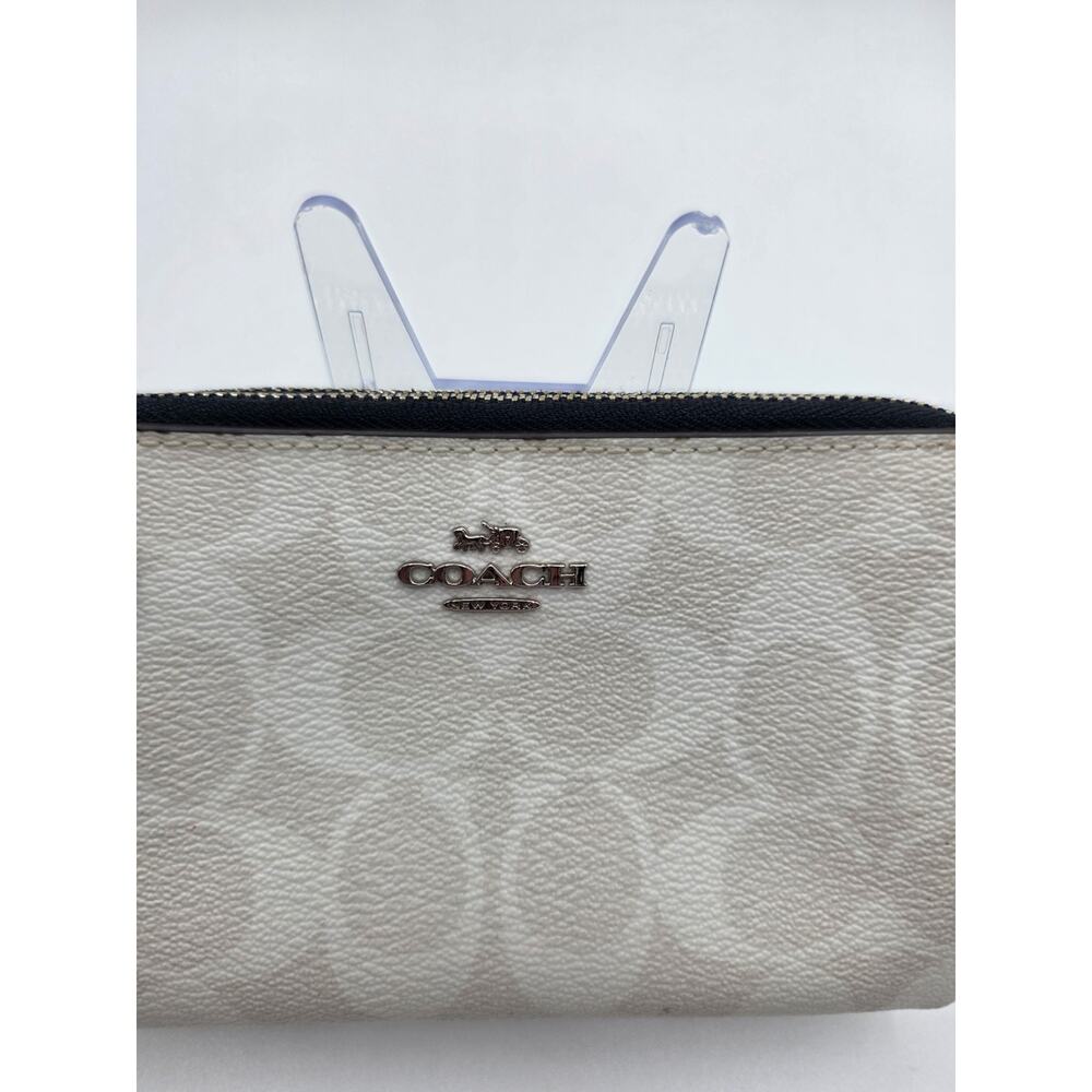 Coach Double Zip Wristlet White Signature C Canvas Black Leather Wallet EUC - Picture 2 of 15